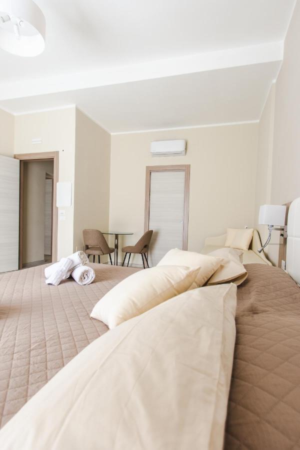Hotel Luxury House Villapiana Zewnętrze zdjęcie